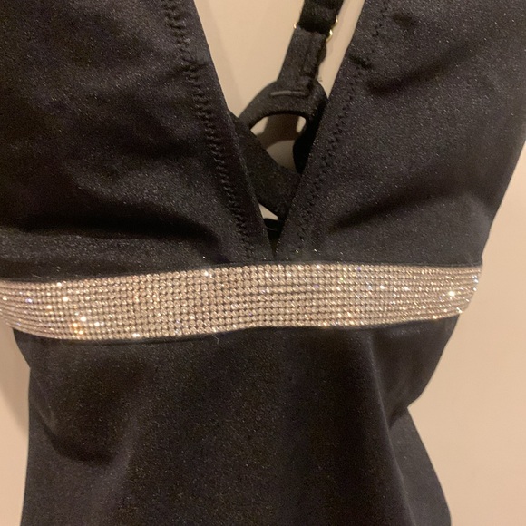 VS shine plunge swimsuit - Picture 3 of 5